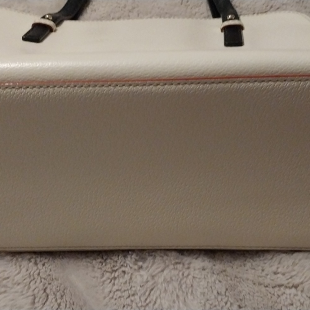 Purse - Picture 7 of 8